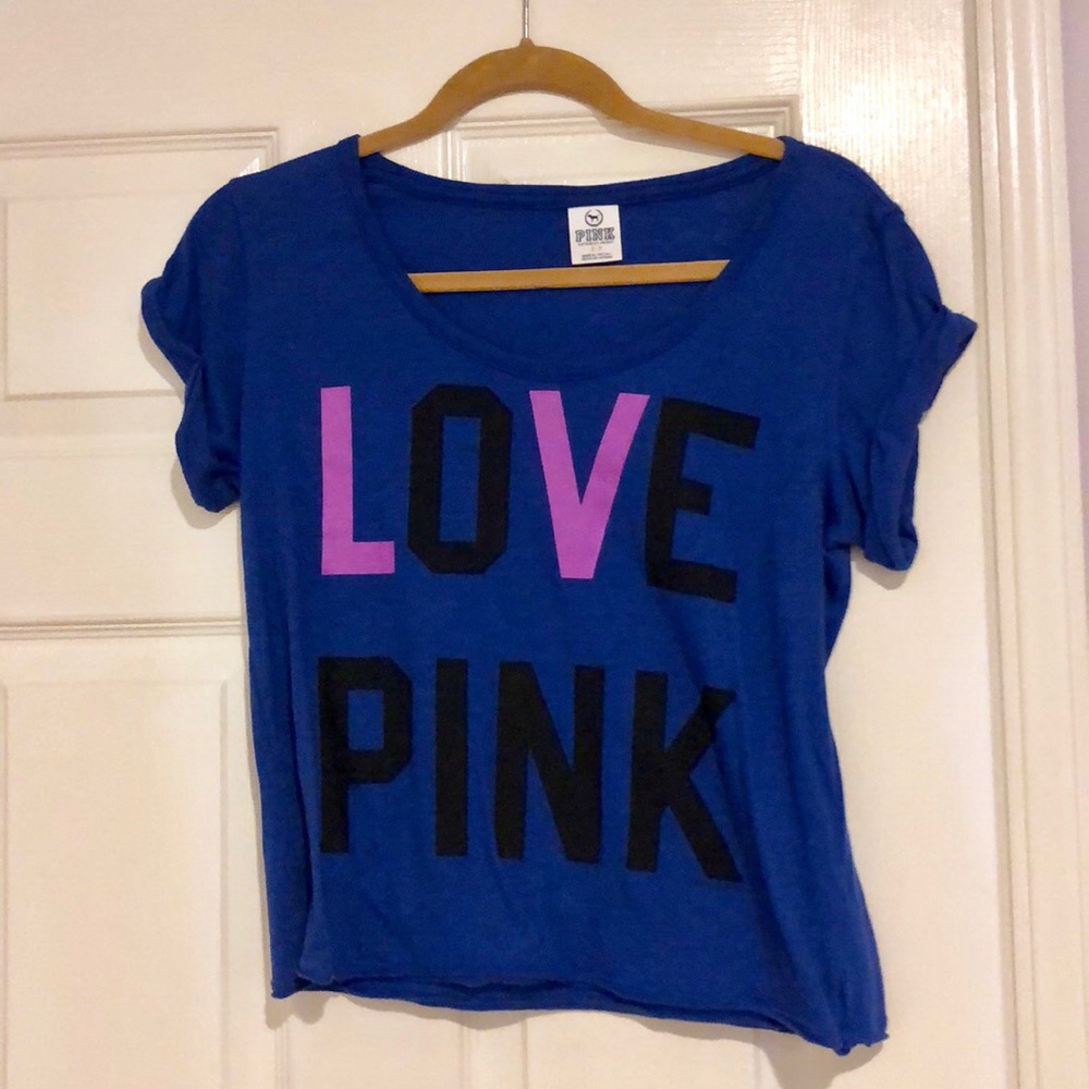 A victoria secret “love pink” loose crop top